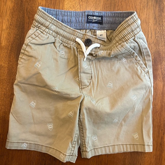 OshKosh B’gosh Khaki Shark Shorts | 4T - Picture 2 of 5